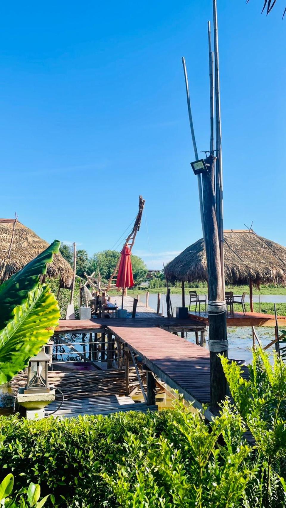 Canal Village Pakpra Фаталунг Екстериор снимка
